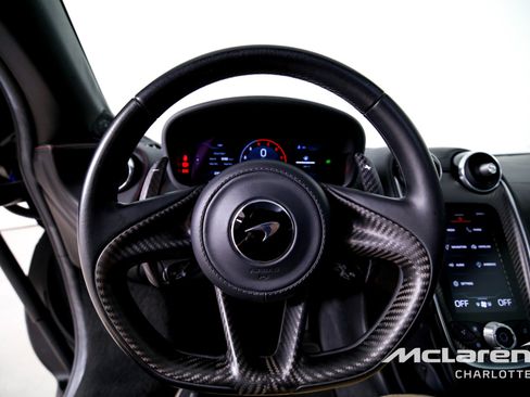 Used 2021 McLaren GT image 15