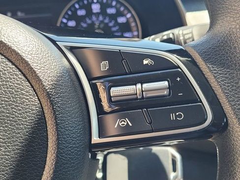 Certified 2023 Kia Forte LXS FWD image 14