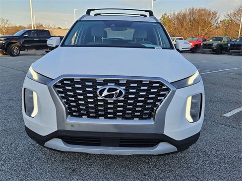 Used 2022 Hyundai Palisade SEL w/ Premium Package image 2