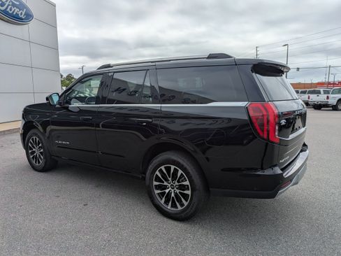 Used 2025 Ford Expedition Platinum AWD/4WD image 6