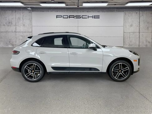 Certified 2020 Porsche Macan AWD/4WD image 8
