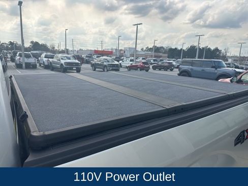 Used 2019 Ford F150 Lariat w/ Equipment Group 502A Luxury image 9