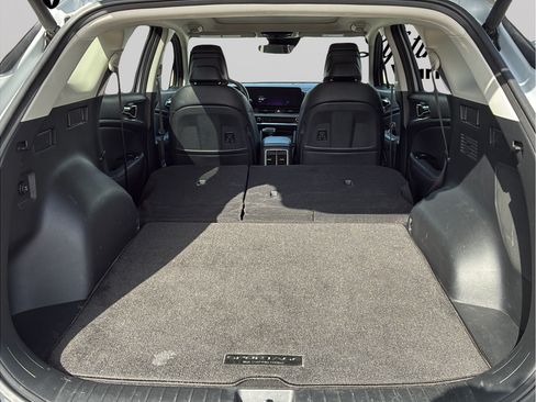 Used 2025 Kia Sportage SX FWD image 9