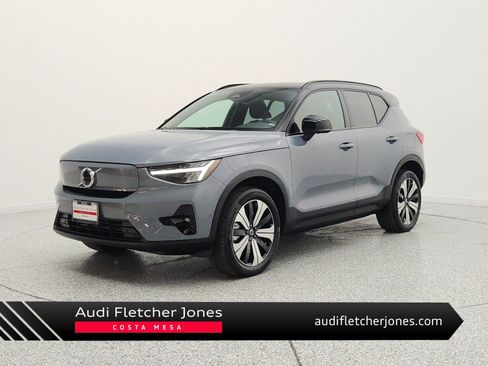Used 2023 Volvo XC40 Recharge Plus w/ Protection Package Premier AWD/4WD image 1