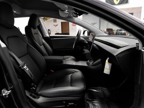 Used 2025 Tesla Model 3 Long Range image 35