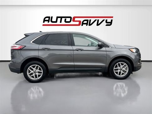Used 2023 Ford Edge SEL w/ Convenience Package image 8