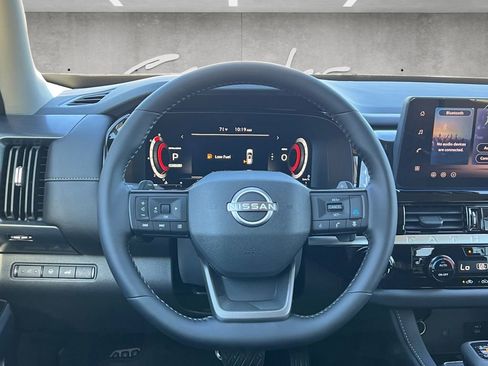 New 2026 Nissan Pathfinder SL FWD image 22