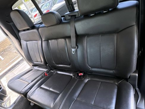 Used 2014 Ford F150 FX4 w/ Equipment Group 402A Luxury AWD/4WD image 19