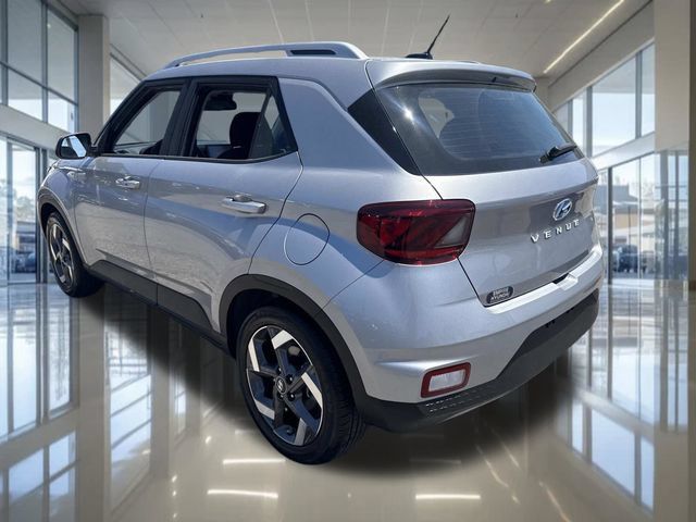 Certified 2026 Hyundai Venue SEL FWD image 7