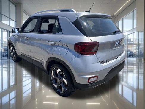 Certified 2026 Hyundai Venue SEL FWD image 7