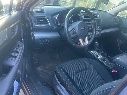 Used 2016 Subaru Outback 2.5i Premium AWD/4WD image 12