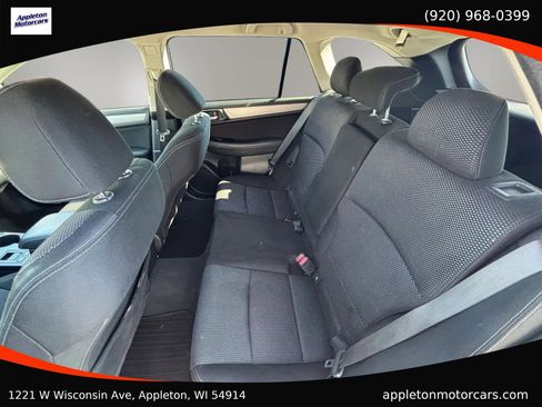 Used 2017 Subaru Outback 2.5i Premium AWD/4WD image 17