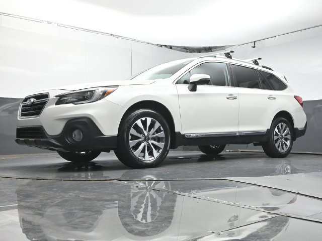 Used 2019 Subaru Outback 3.6R Touring w/ Popular Package #3A AWD/4WD image 36