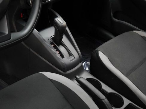 Used 2025 Nissan Versa S w/ Trunk Package FWD image 15