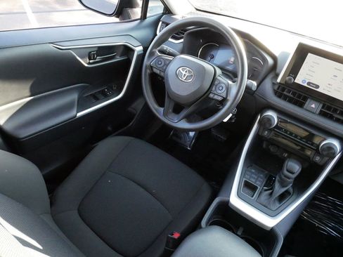 Certified 2025 Toyota RAV4 LE image 9