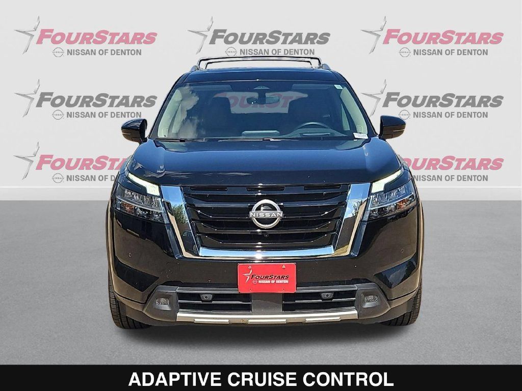 Used 2024 Nissan Pathfinder Platinum w/ Cargo Package FWD image 10