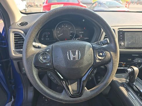 Used 2022 Honda HR-V EX image 5