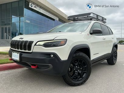 Used 2019 Jeep Cherokee Trailhawk