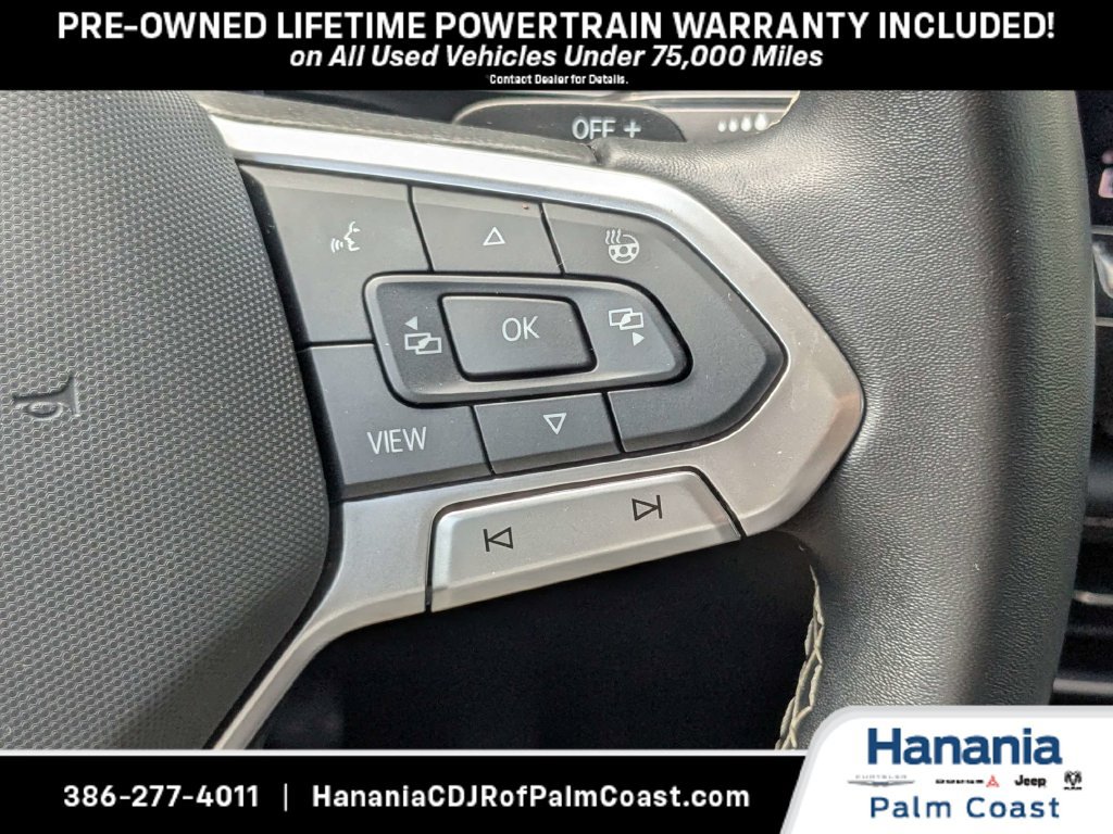 Used 2025 Volkswagen Atlas SE AWD/4WD image 27