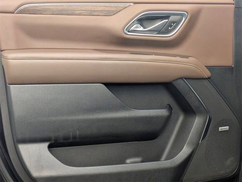 Certified 2021 Chevrolet Suburban High Country image 10