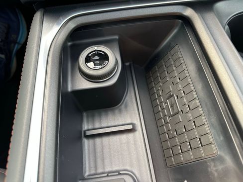 New 2025 Ford Expedition Max Active image 18