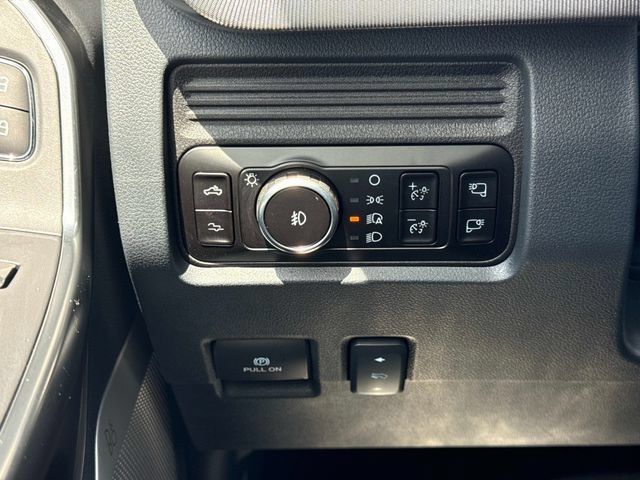 Used 2026 Ford F250 Platinum AWD/4WD image 26