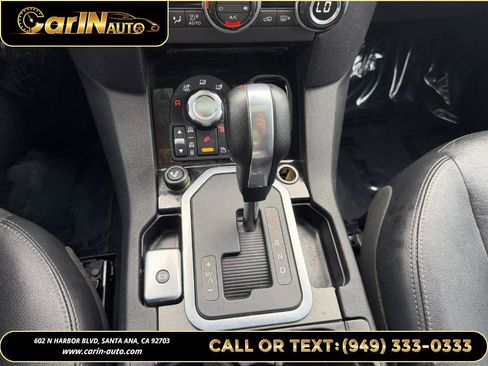 Used 2013 Land Rover LR4 HSE AWD/4WD image 30