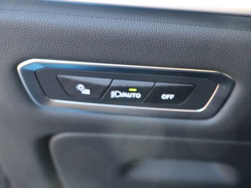 Certified 2025 BMW X7 M60i image 25