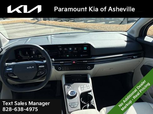 New 2026 Kia Sportage EX image 7