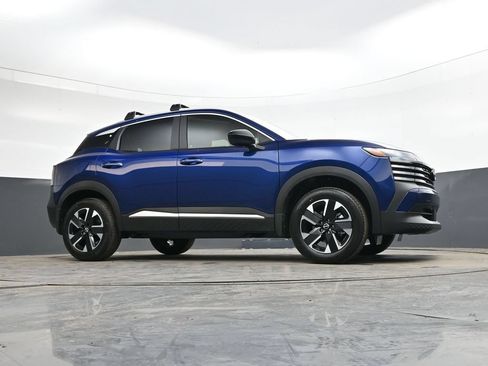 Certified 2026 Nissan Kicks SV w/ Cold Weather Package AWD/4WD image 36