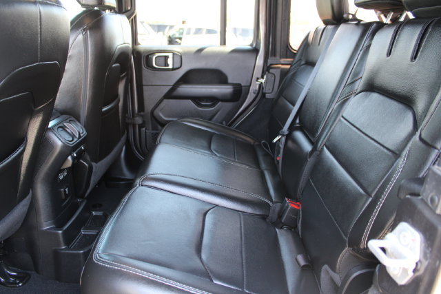 Used 2023 Jeep Wrangler Unlimited Sahara w/ Cold Weather Group AWD/4WD image 43