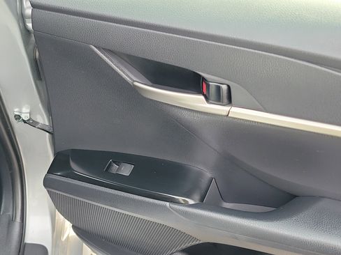 Used 2026 Toyota Camry LE image 33