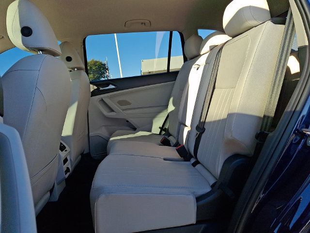 Used 2023 Volkswagen Tiguan SE FWD image 10