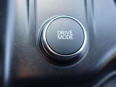 Used 2025 Ford Explorer ST-Line image 28