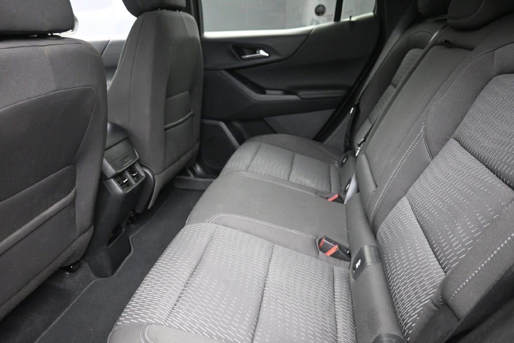 Used 2025 Chevrolet Equinox LT AWD/4WD image 12