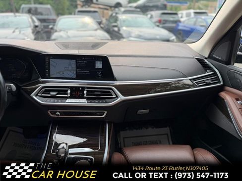 Used 2020 BMW X7 xDrive40i w/ Premium Package AWD/4WD image 31