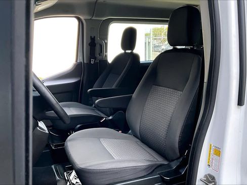 Used 2024 Ford Transit 350 XLT image 7