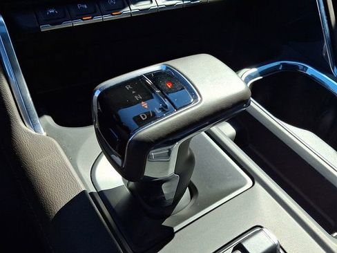 Used 2024 GMC Sierra 1500 Denali w/ Denali Reserve Package AWD/4WD image 15
