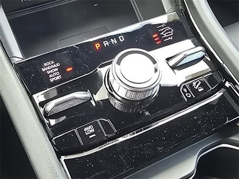 New 2025 Jeep Grand Cherokee Overland w/ Adv Protech Group III image 12