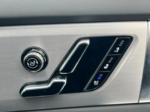 Used 2026 Cadillac Vistiq Luxury image 23