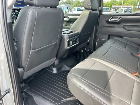 Used 2025 Chevrolet Silverado 1500 LTZ w/ LTZ Premium Package AWD/4WD image 18