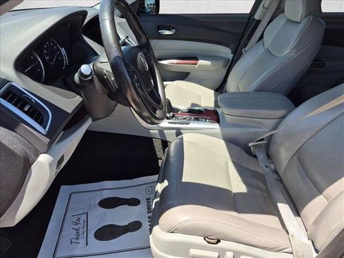 Used 2015 Acura TLX w/ Technology Package FWD image 11