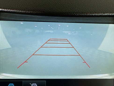 Used 2017 Chevrolet Trax LT w/ LT Convenience Package image 18