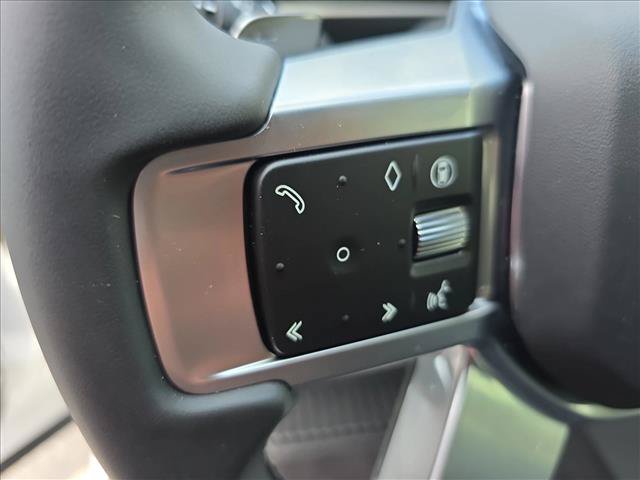 Used 2025 Land Rover Discovery S AWD/4WD image 20