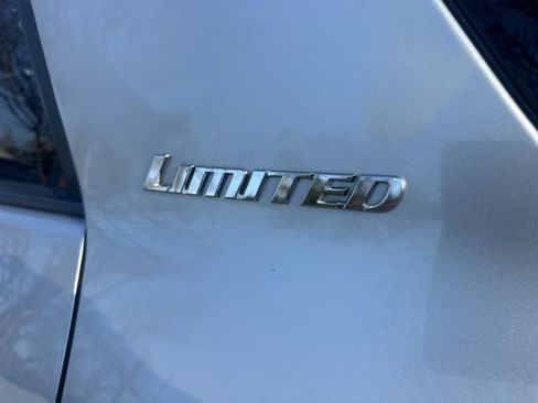 Used 2012 Toyota 4Runner Limited image 18