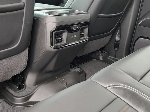 Used 2025 GMC Sierra 1500 AT4X image 18