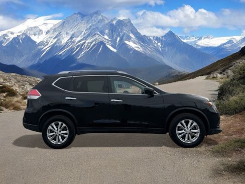 Used 2016 Nissan Rogue SV w/ SV Premium Package image 6