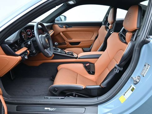 Certified 2024 Porsche 911 GT3 RS RWD image 21