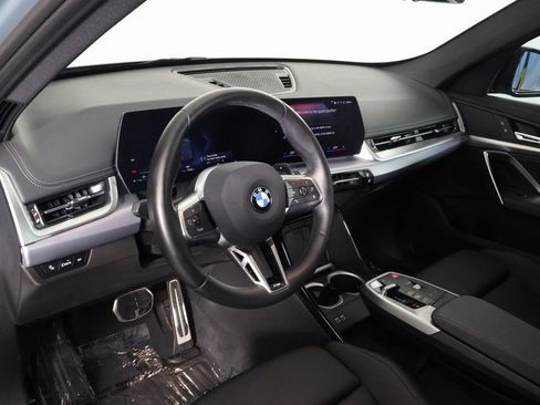 Used 2023 BMW X1 xDrive28i w/ M Sport Package AWD/4WD image 7