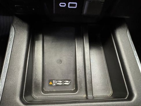 Used 2020 Chevrolet Silverado 2500 LTZ w/ LTZ Premium Package image 32